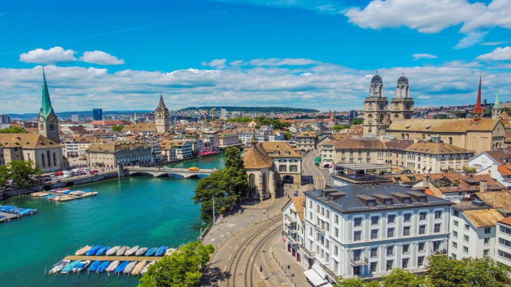 Business Chauffeur Zurich: Executive Corporate Travel Solutions for Modern Professionals